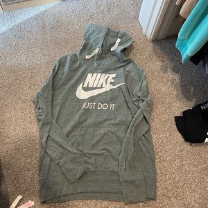 💕 Nike Sweatshirt